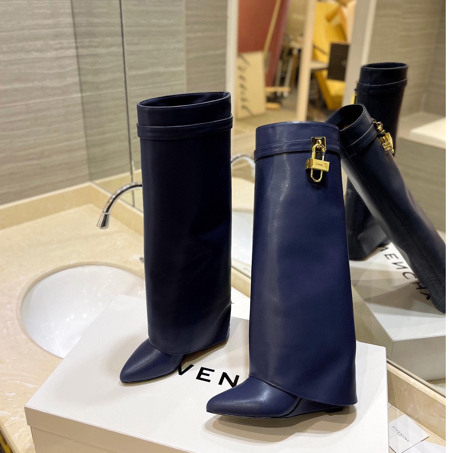 Givenchy  Shark Lock Boots - DopestKickz