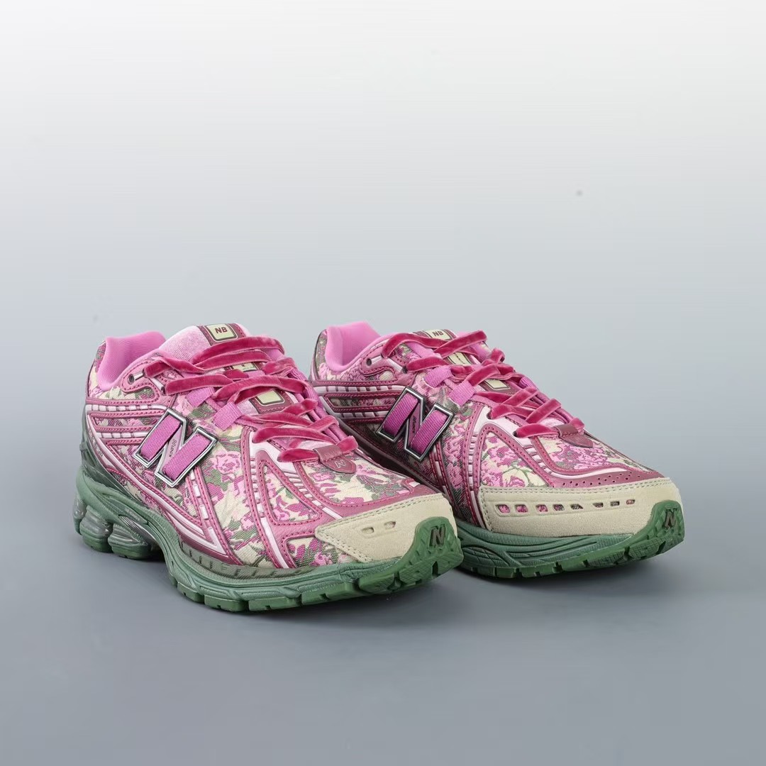 New Balance NB Sneakers      M1906RDB - DopestKickz