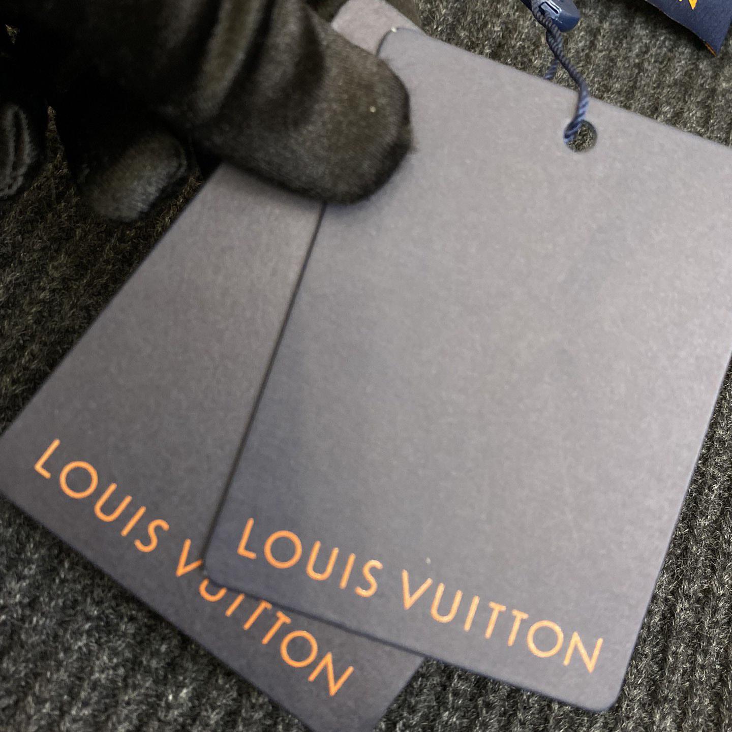 Louis Vuitton Cashmere Blend Shawl Collar Cardigan   1AFWBP - DopestKickz