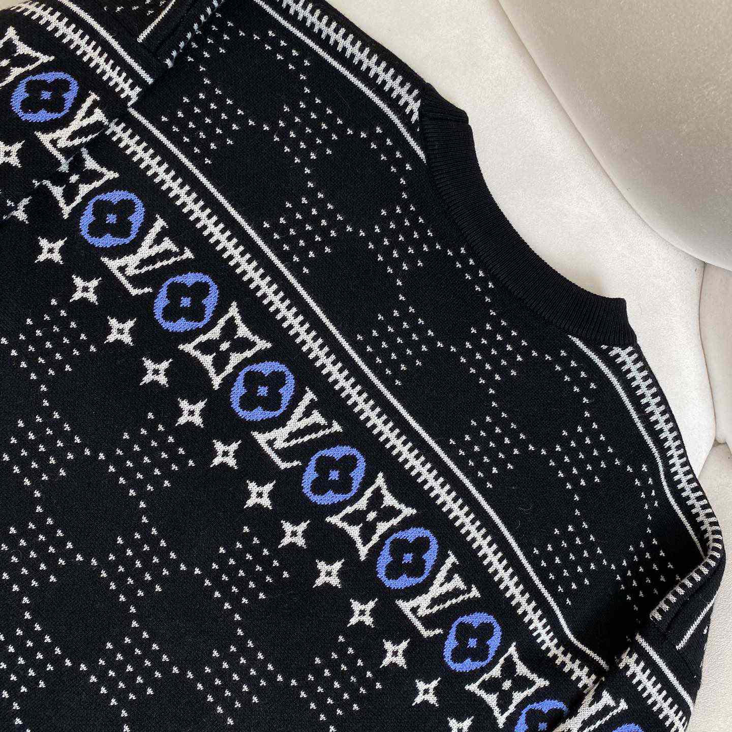 Louis Vuitton Jacquard Wool Pullover   1AGJU8 - DopestKickz