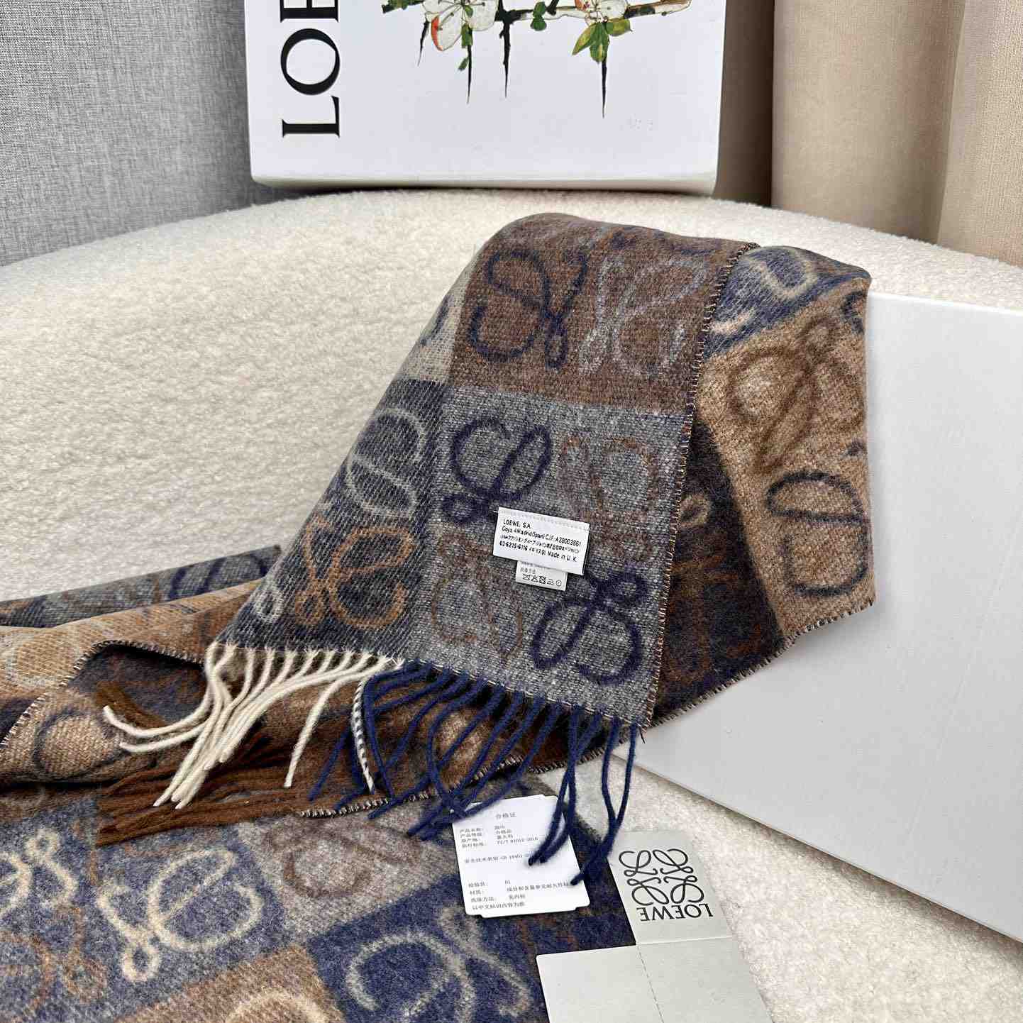 Loewe Scarf In Wool And Cashmere - DopestKickz