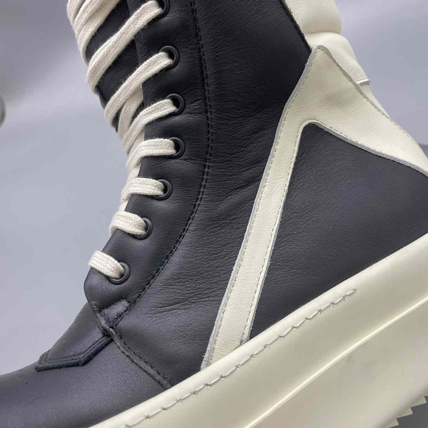 Rick Owens High-Top Sneakers - DopestKickz