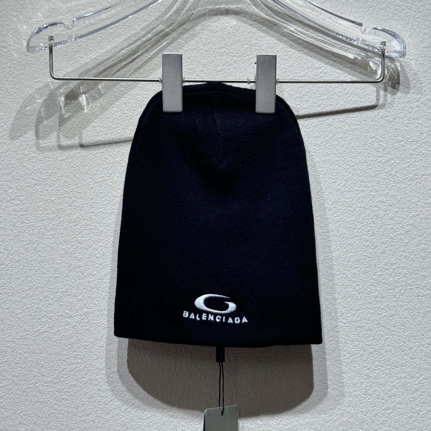 Balenciag Beanie  - DopestKickz