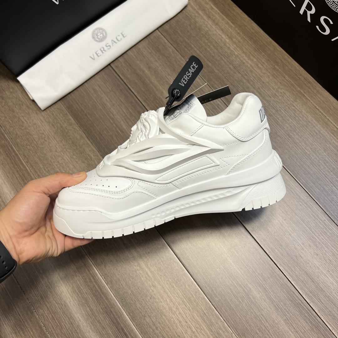 Versace Low-top Sneakers - DopestKickz