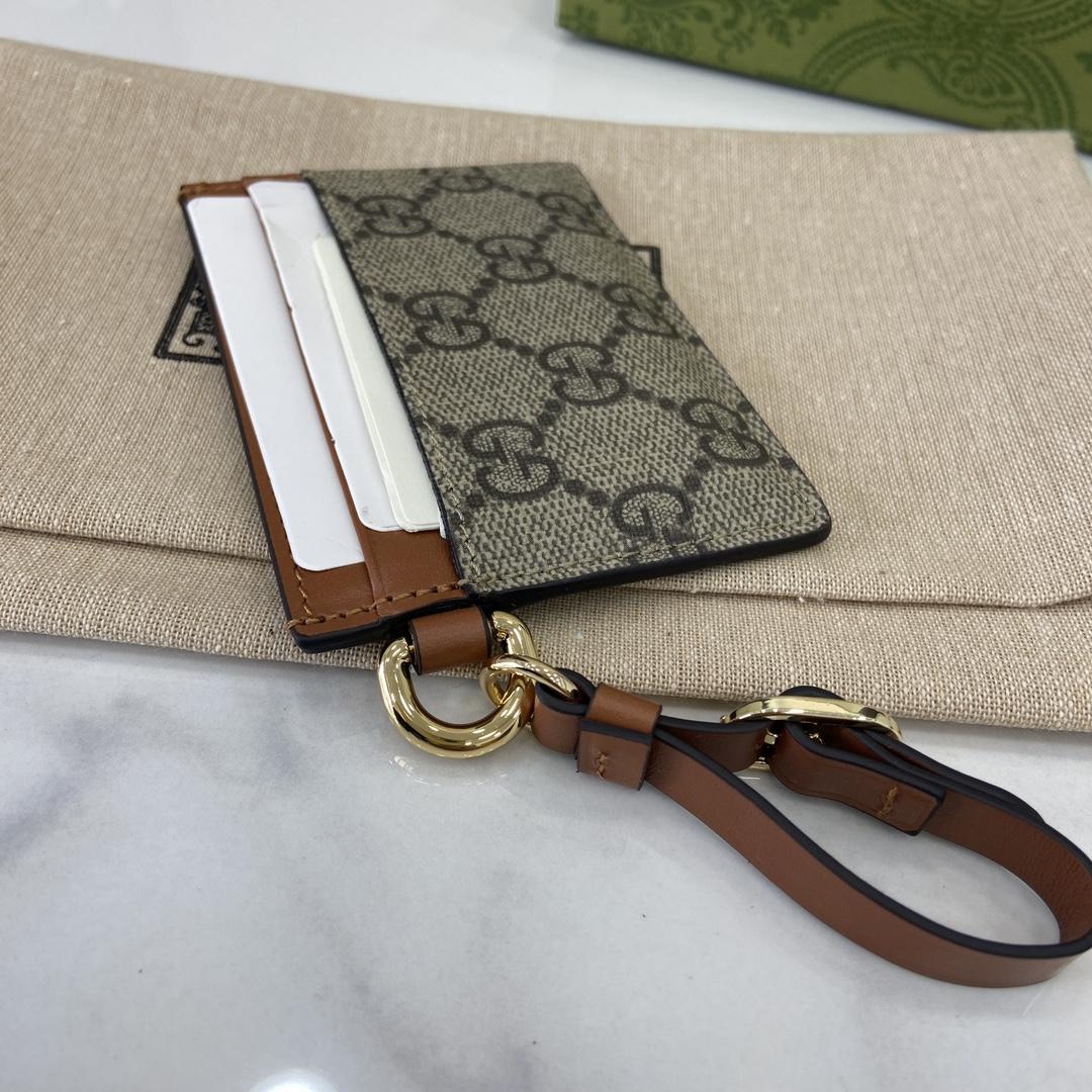 Gucci GG Emblem Card Case With Strap - DopestKickz