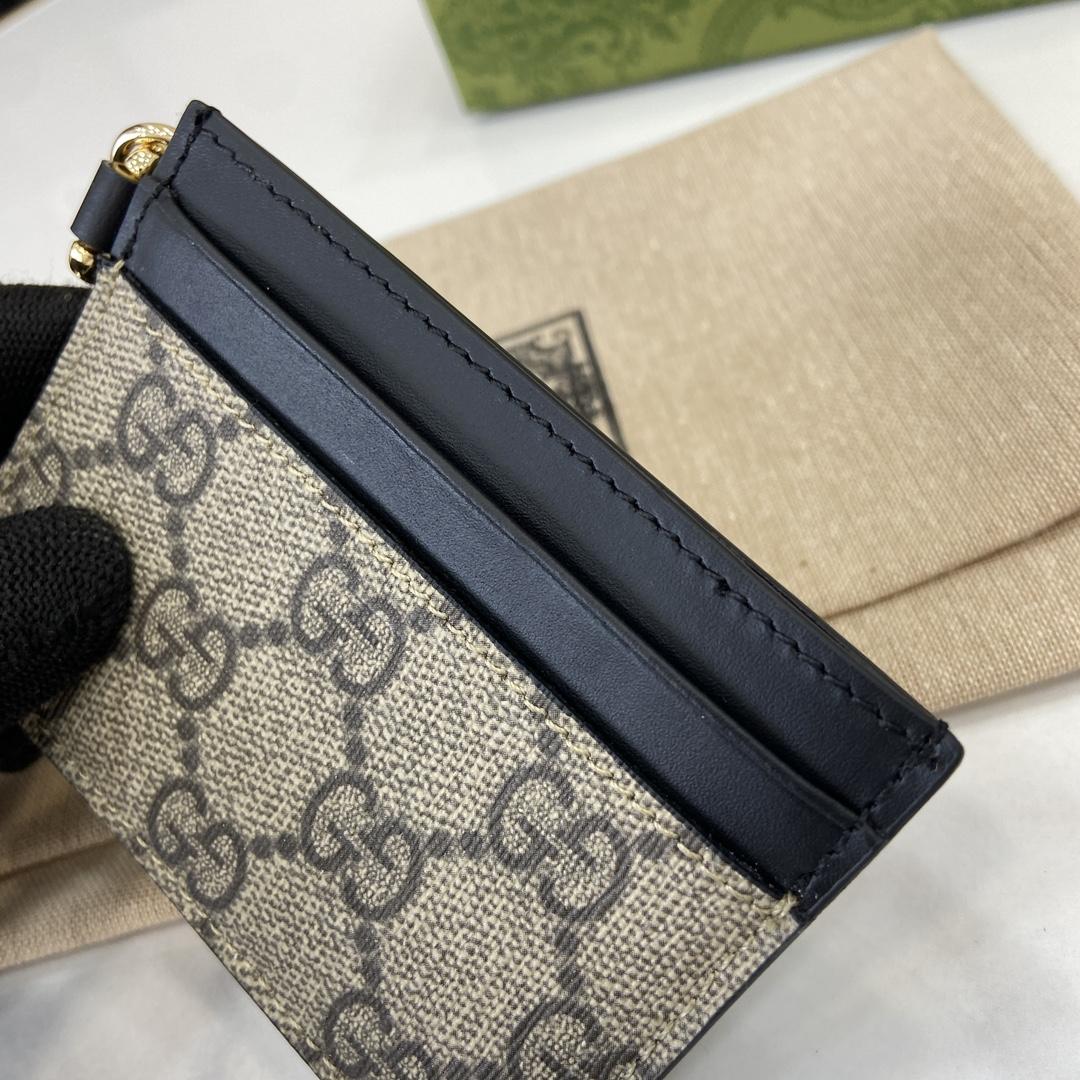 Gucci GG Emblem Card Case With Strap - DopestKickz