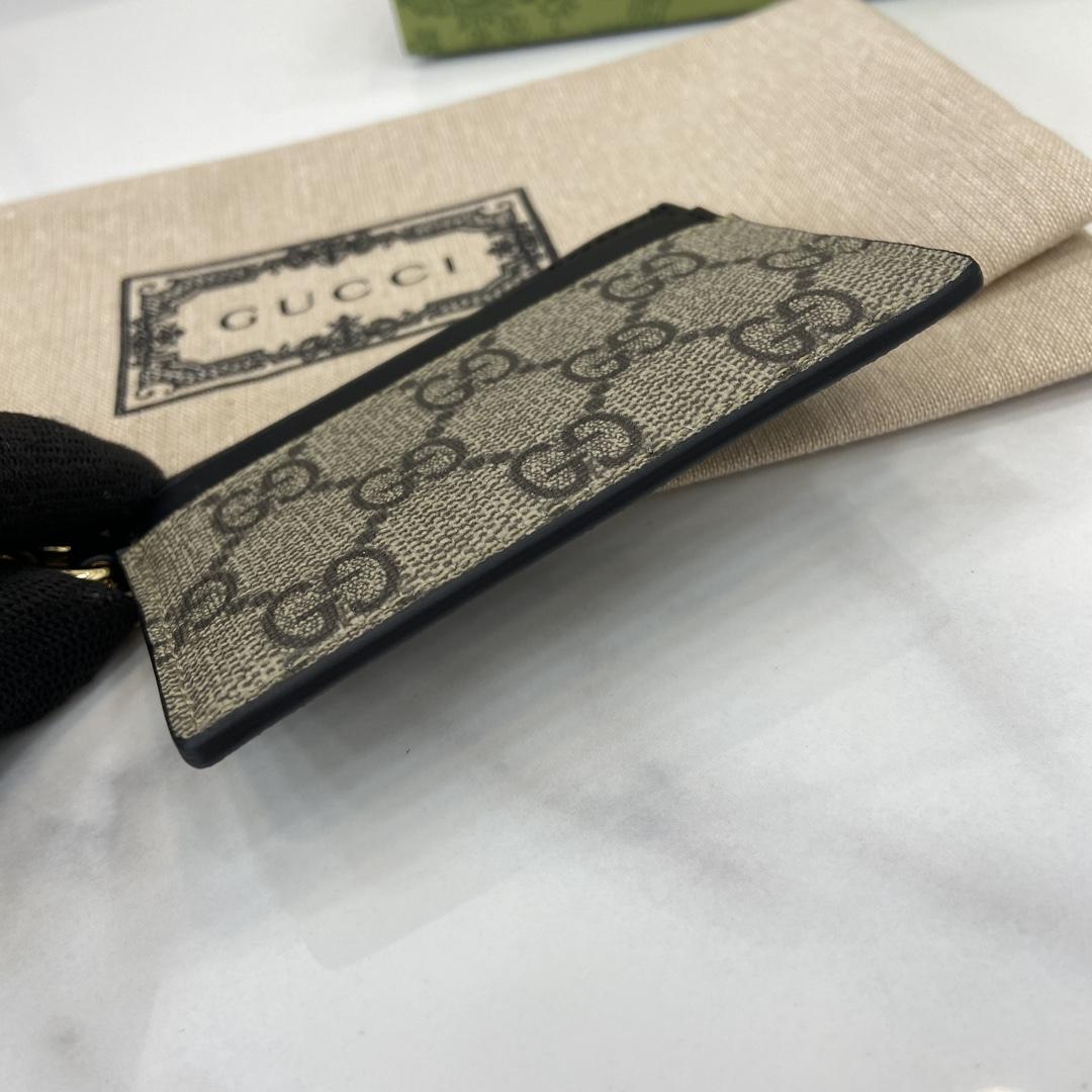 Gucci GG Emblem Card Case With Strap - DopestKickz