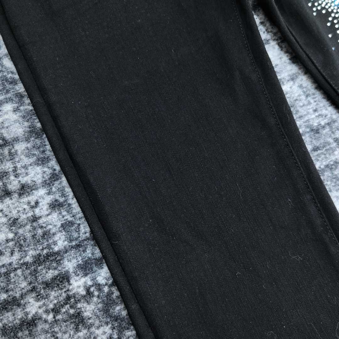 Amiri Slim Fit Jeans    683 - DopestKickz