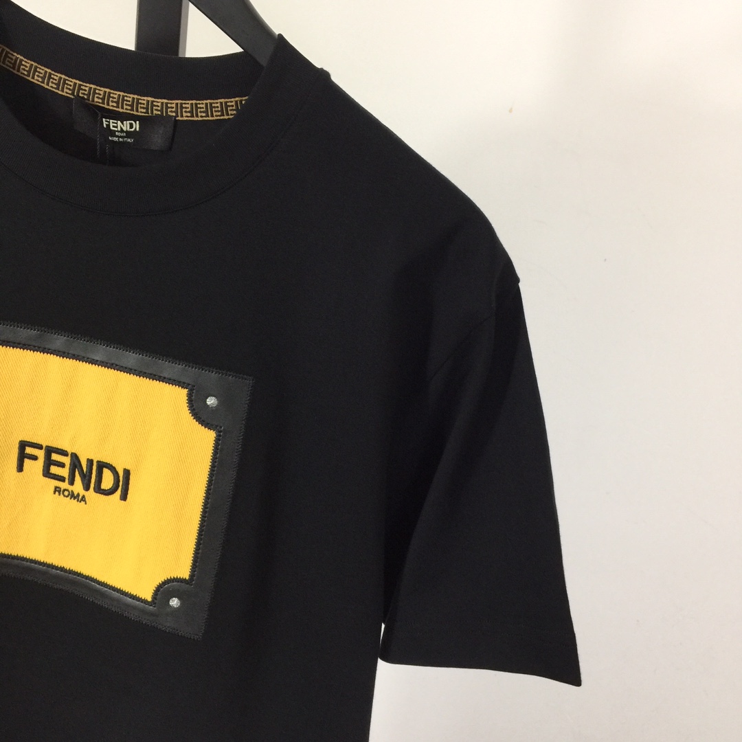 Fendi Cotton T-shirt - DopestKickz