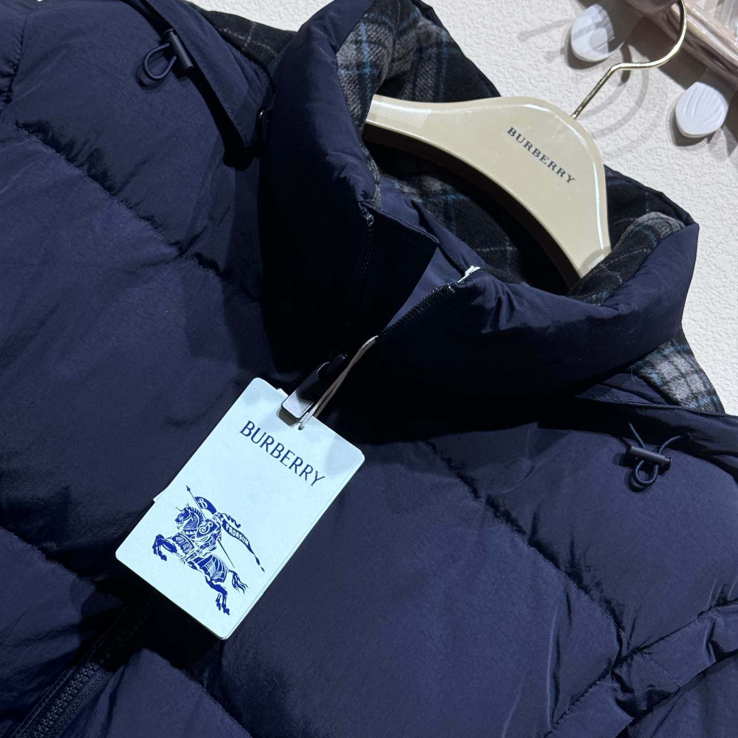 Burberry Detachable Sleeve Nylon Bideford Puffer Jacket - DopestKickz