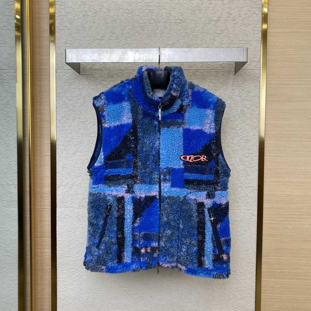 DIOR AND LEWIS HAMILTON Zipped Jacket with Removable Sleeves  - DopestKickz