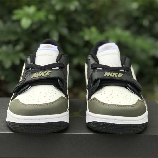 Jordan Legacy 312 Low Sneaker     CD7069-120 - DopestKickz
