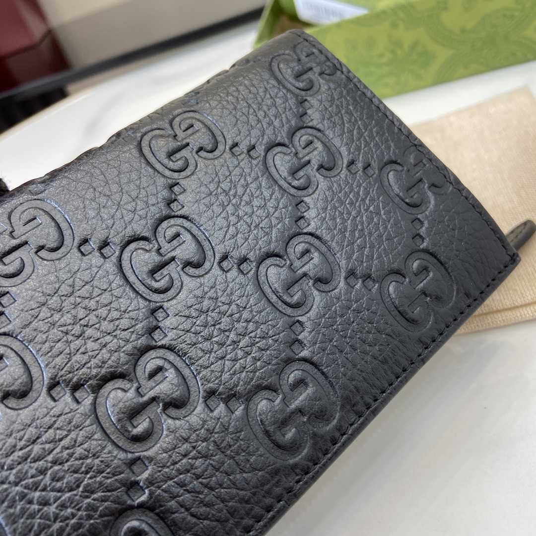 Gucci GG Emblem Zip Key Case - DopestKickz
