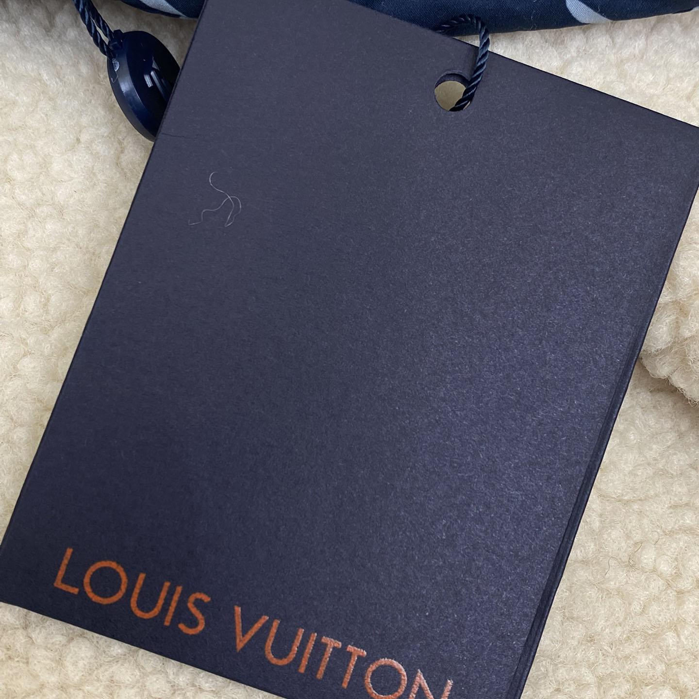 Louis Vuitton Reversible Nylon And Fleece Windbreaker - DopestKickz
