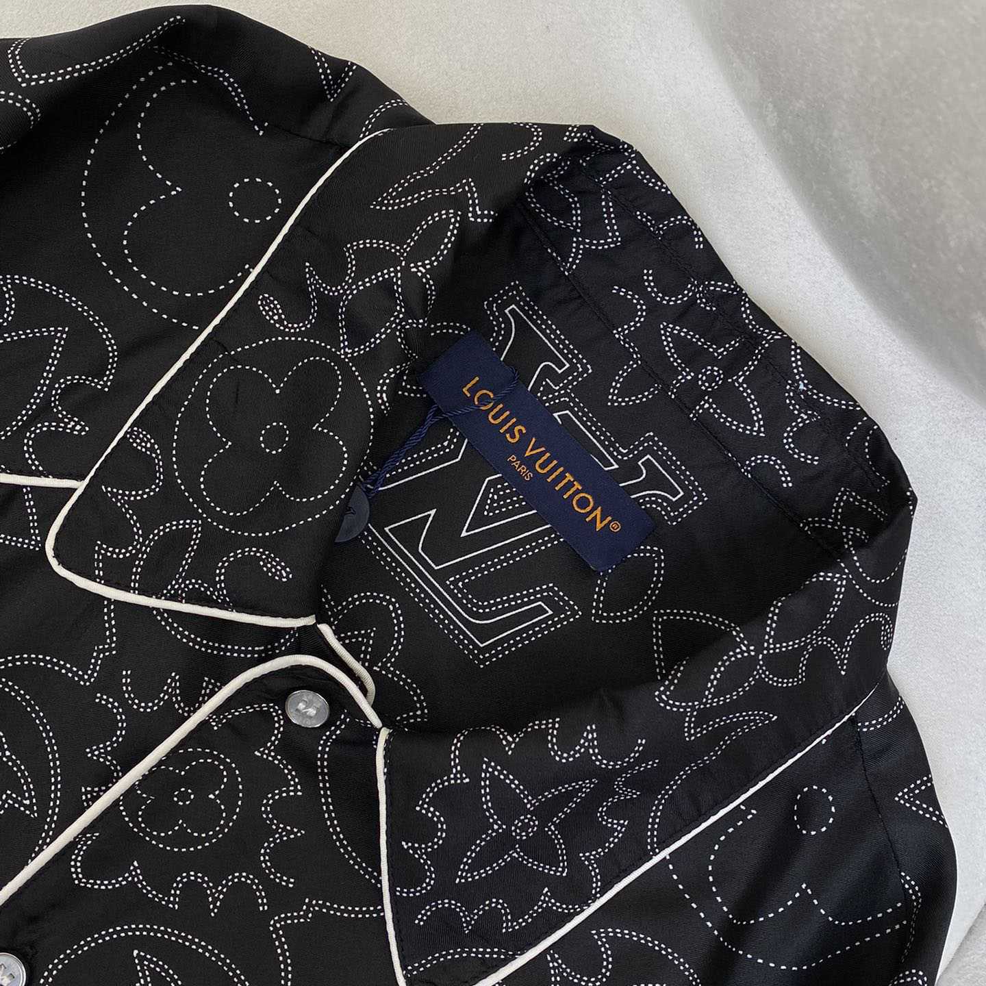 Louis Vuitton Printed Long-Sleeved Silk Pyjama Overshirt   - DopestKickz