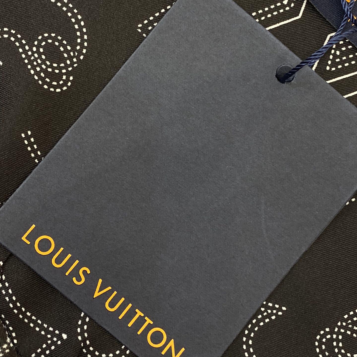 Louis Vuitton Printed Long-Sleeved Silk Pyjama Overshirt   - DopestKickz
