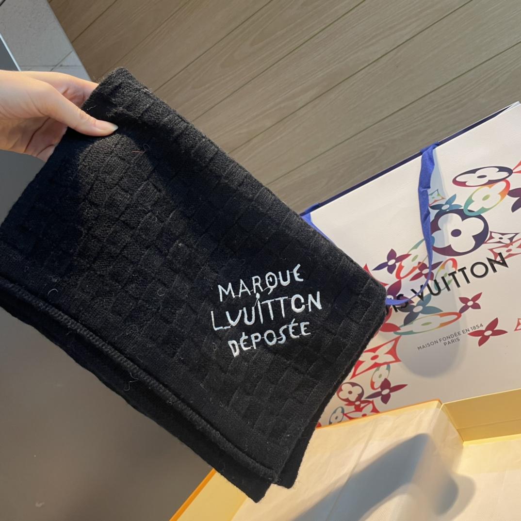 Louis Vuitton Damier Snug Scarf  M90841 - DopestKickz