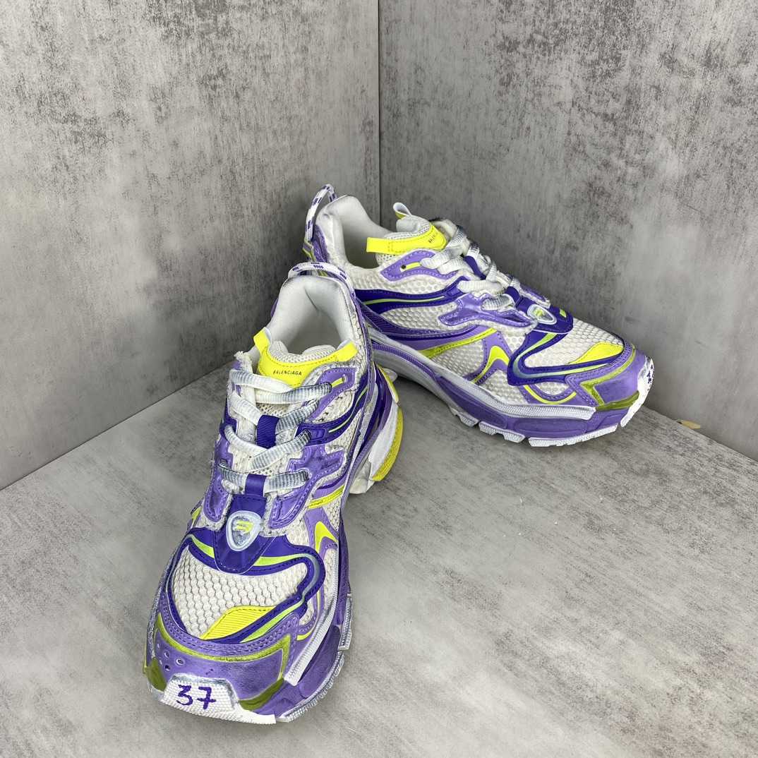 Balenciaga Runner 2.0 Sneaker  - DopestKickz
