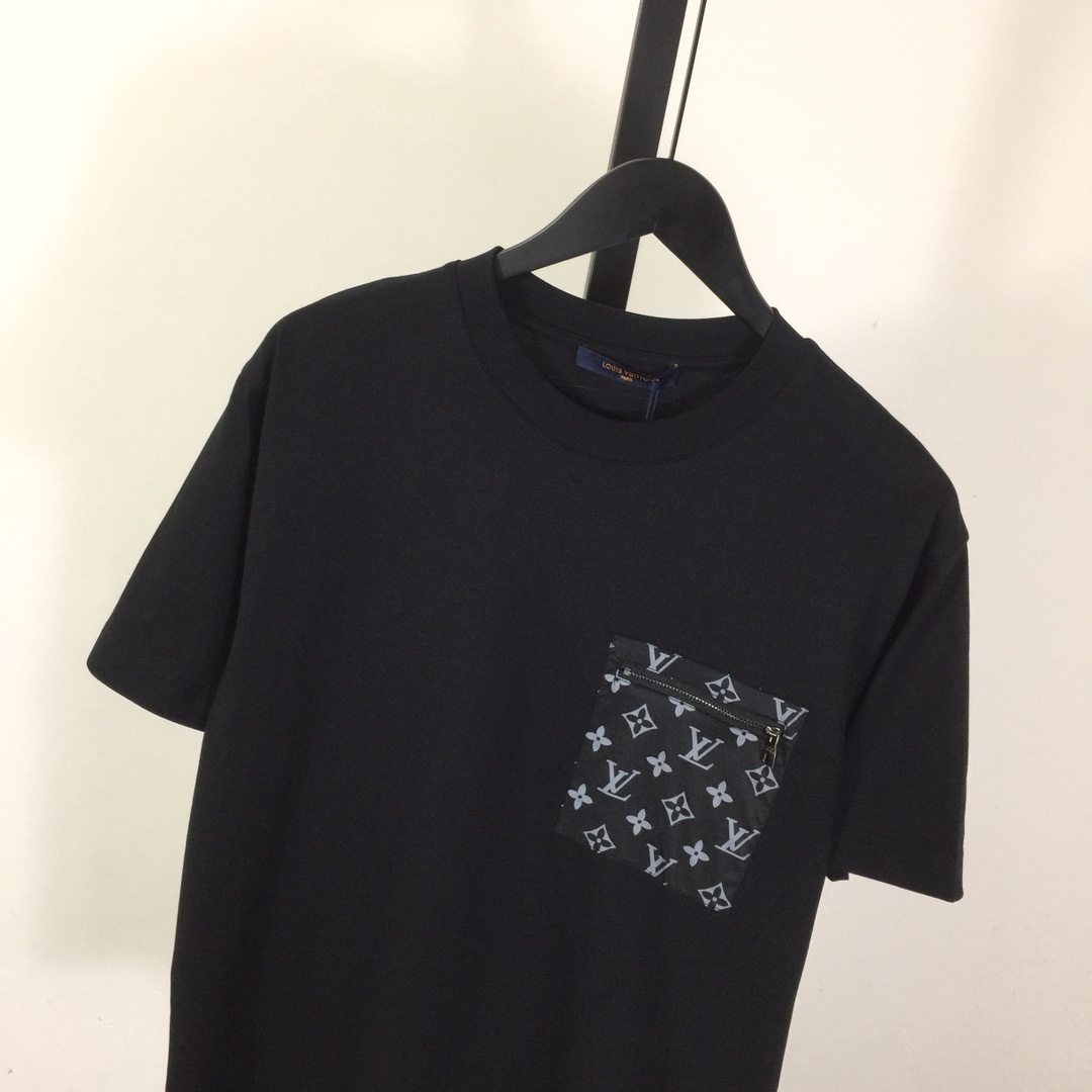 Louis Vuitton Cotton T-Shirt - DopestKickz