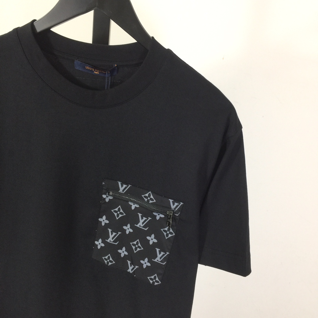 Louis Vuitton Cotton T-Shirt - DopestKickz
