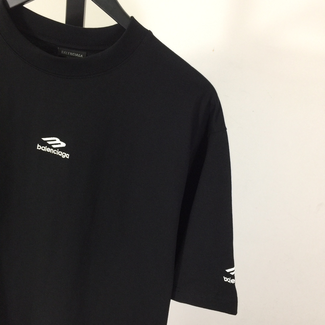Balenciaga Logo-embroidered T-shirt - DopestKickz