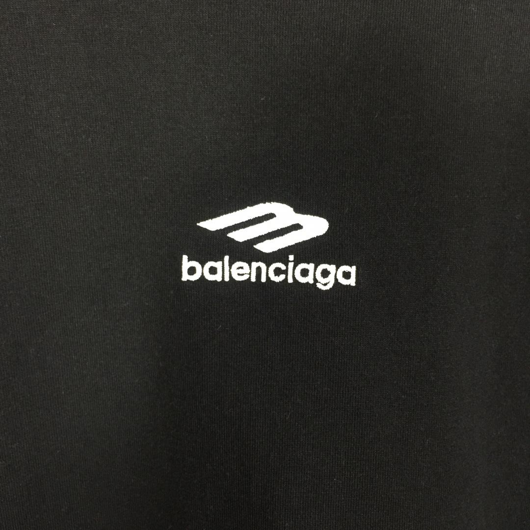 Balenciaga Logo-embroidered T-shirt - DopestKickz
