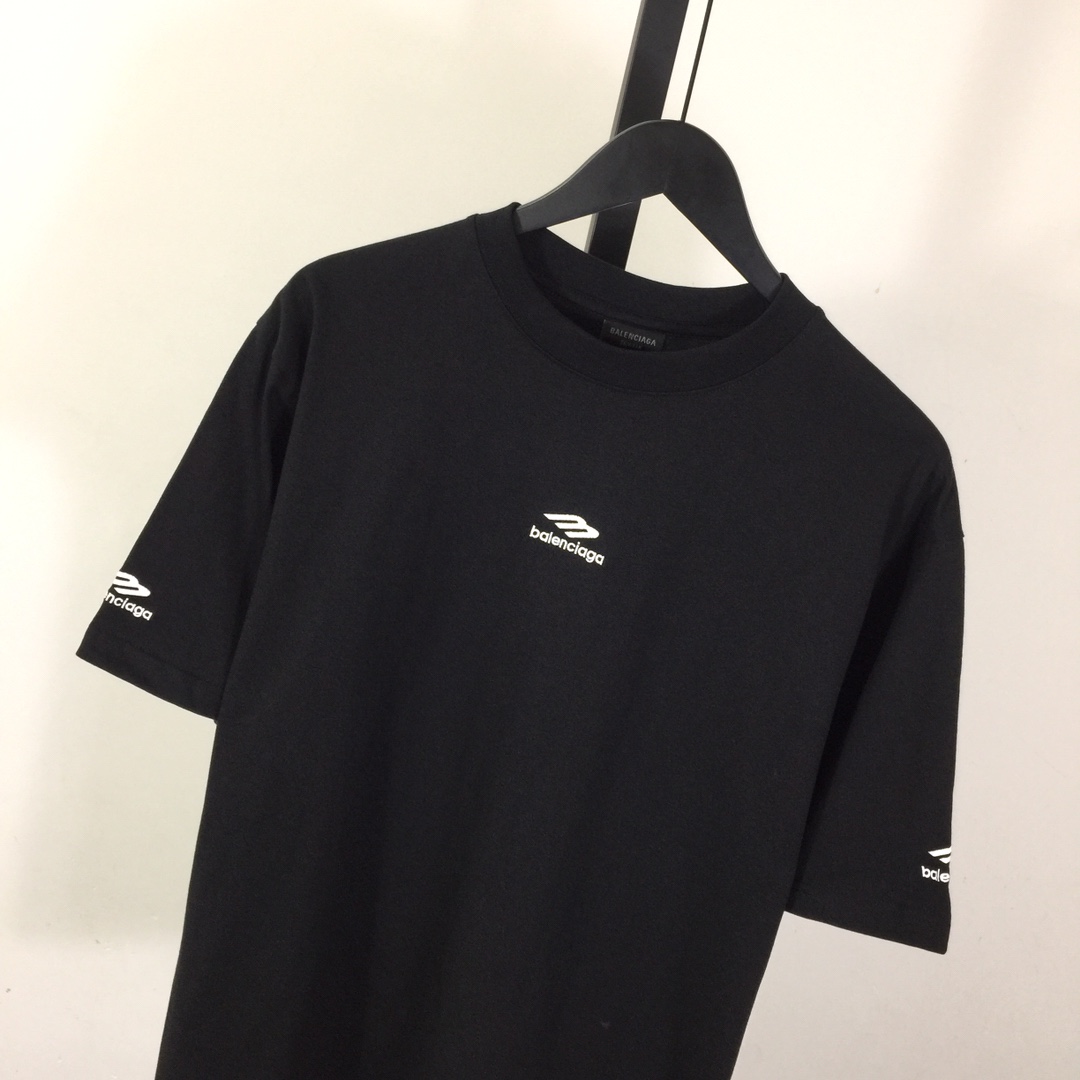 Balenciaga Logo-embroidered T-shirt - DopestKickz