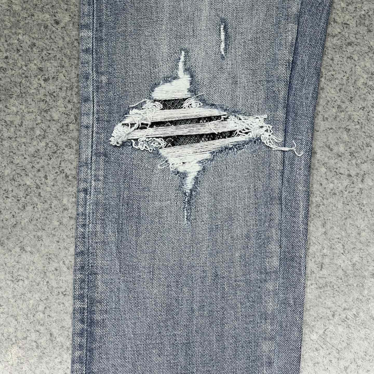 Amiri Jeans    AM1270 - DopestKickz