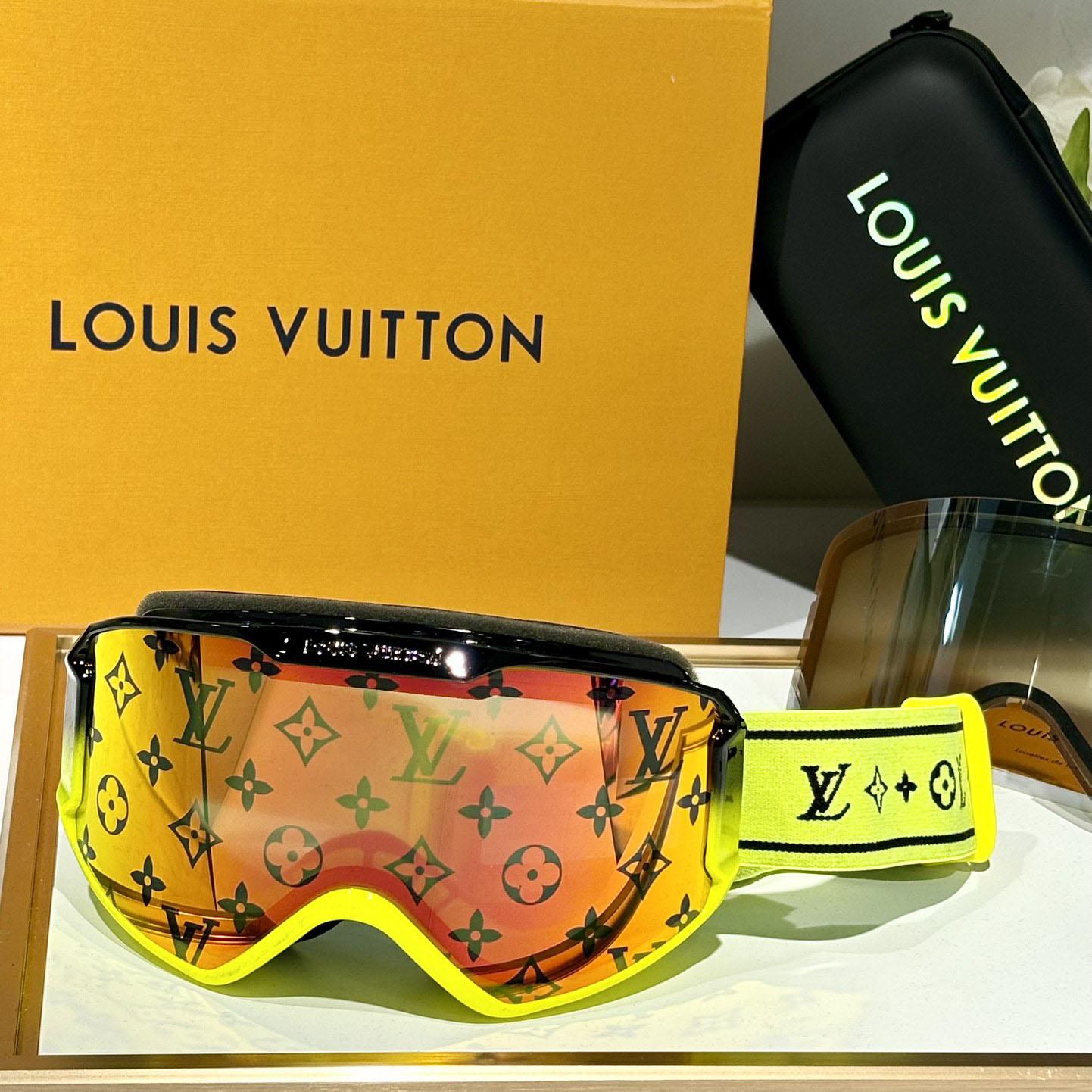 Louis Vuitton LV Snow Mask     - DopestKickz