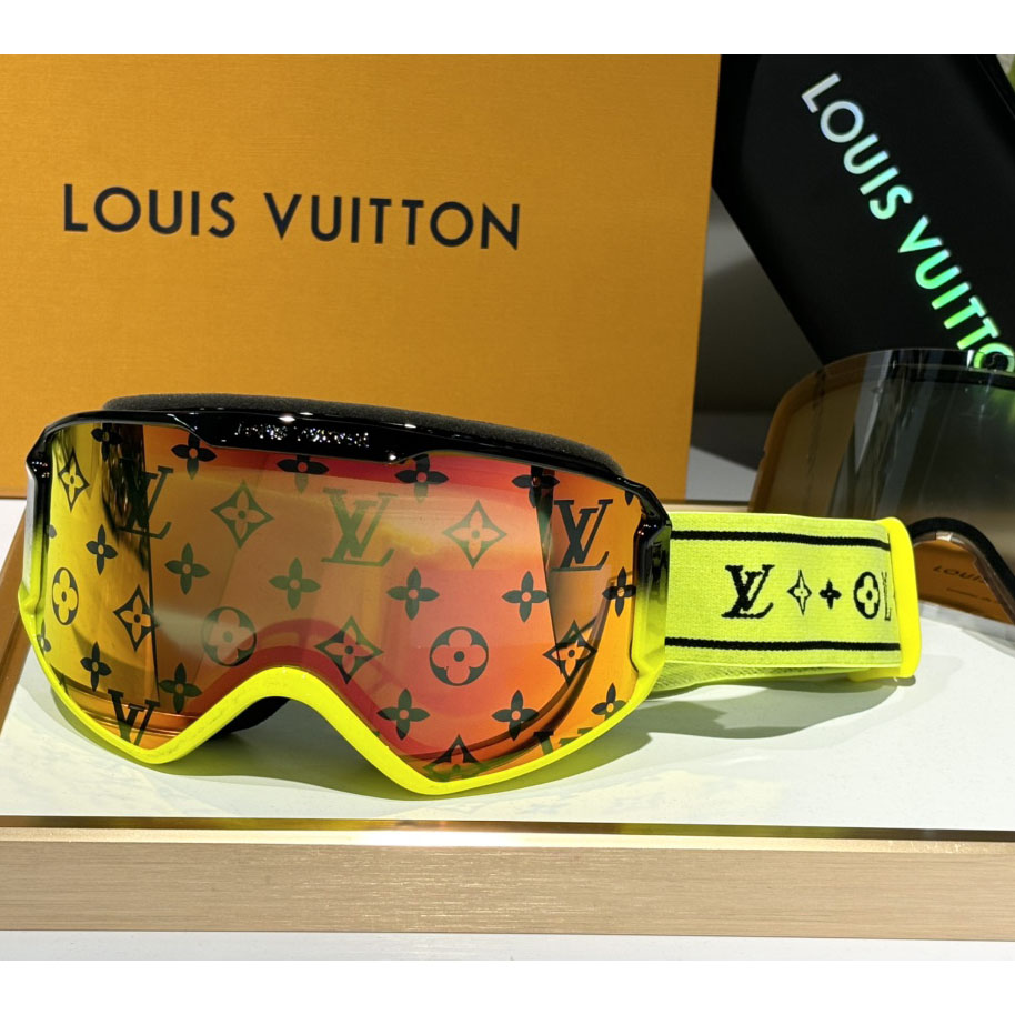 Louis Vuitton LV Snow Mask     - DopestKickz
