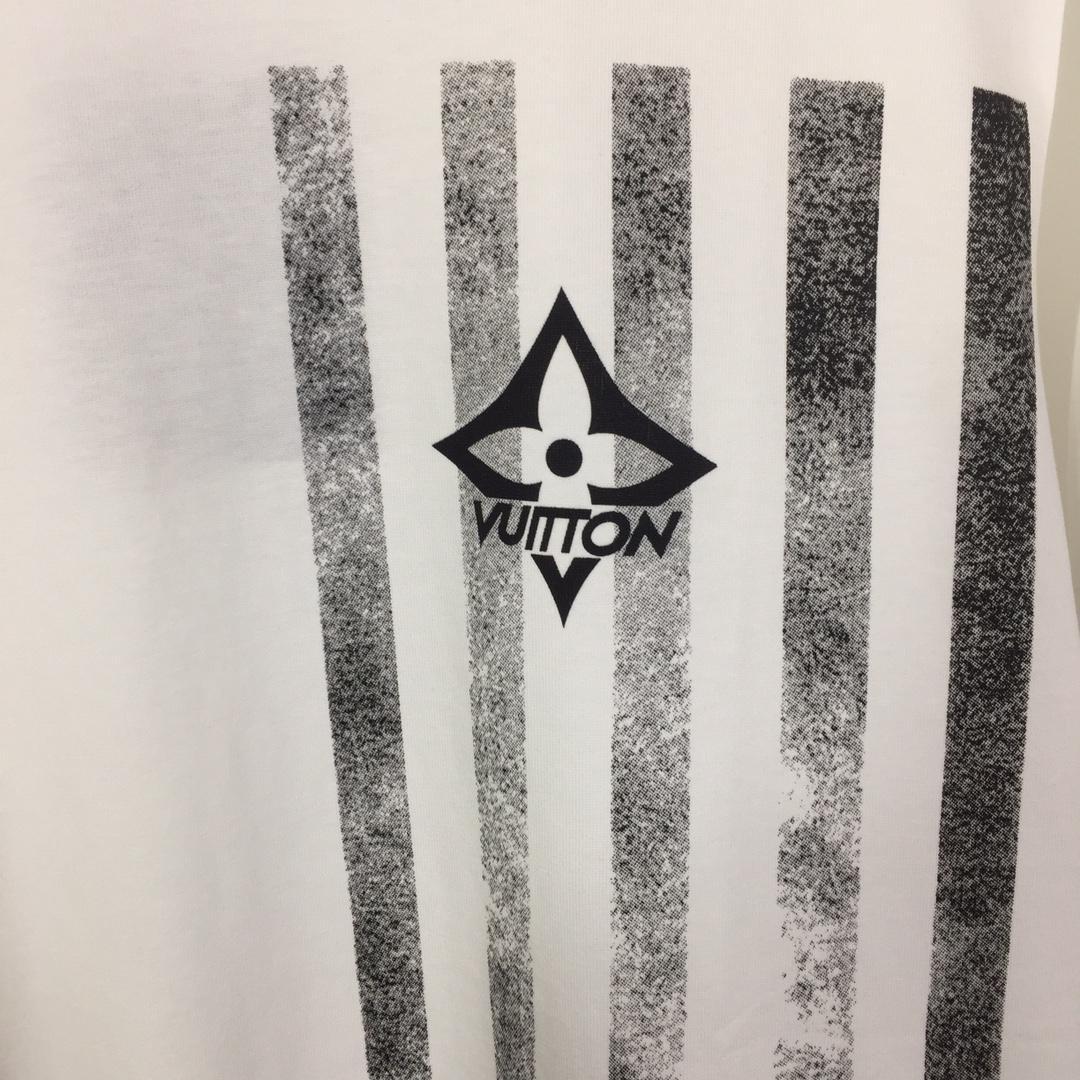 Louis Vuitton Cotton T-Shirt - DopestKickz