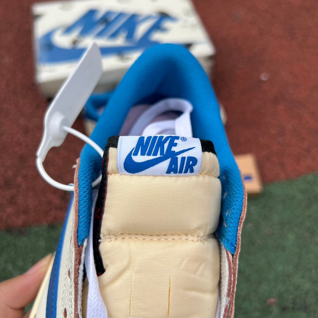 Travis Scott x Fragment Design x Air Jordan 1 Sneaker    DM7866-104 - DopestKickz