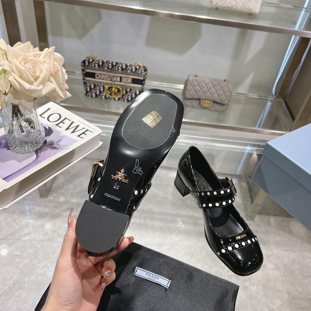 Prada Patent Leather Mary Jane Pumps - DopestKickz