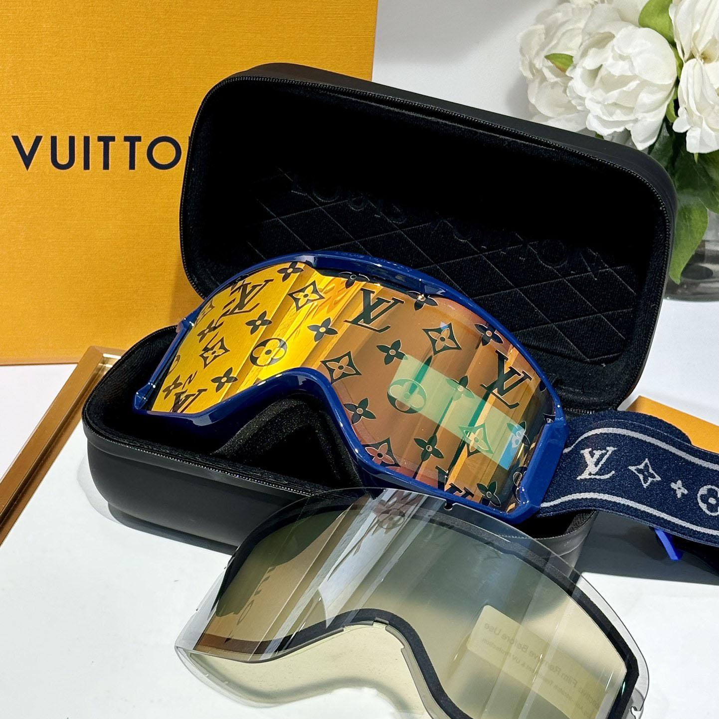 Louis Vuitton LV Snow Mask     - DopestKickz