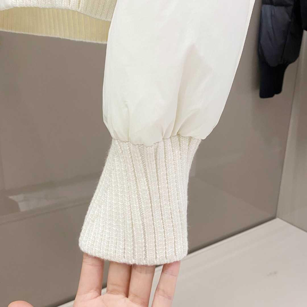 Moncler Jadeite Short Down Jacket - DopestKickz