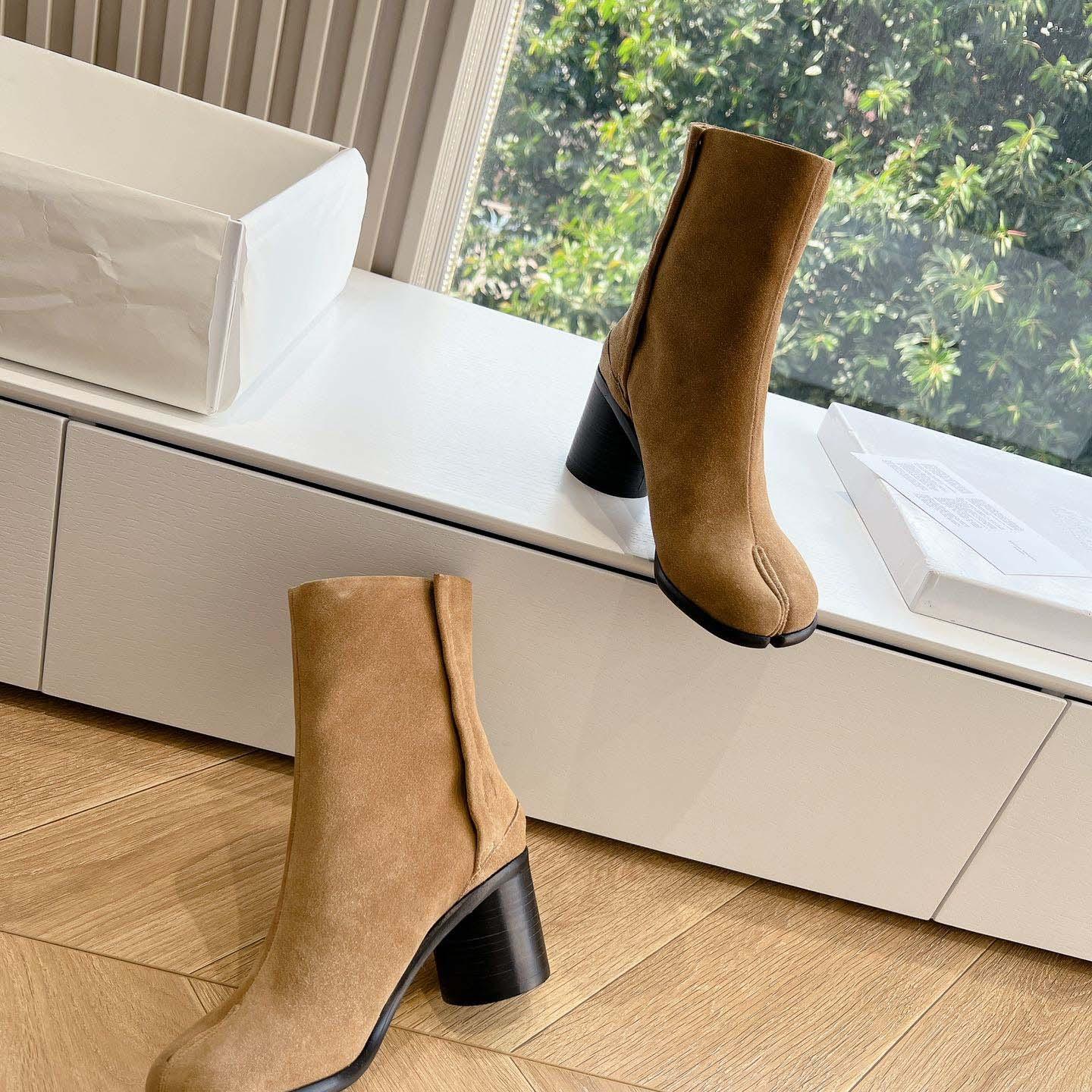 Maison Margiela Tabi Ankle Boots - DopestKickz