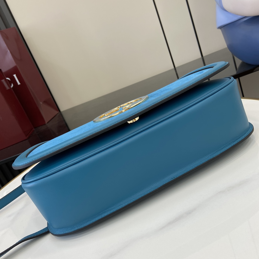 Gucci Blondie Medium Top Handle Bag - DopestKickz