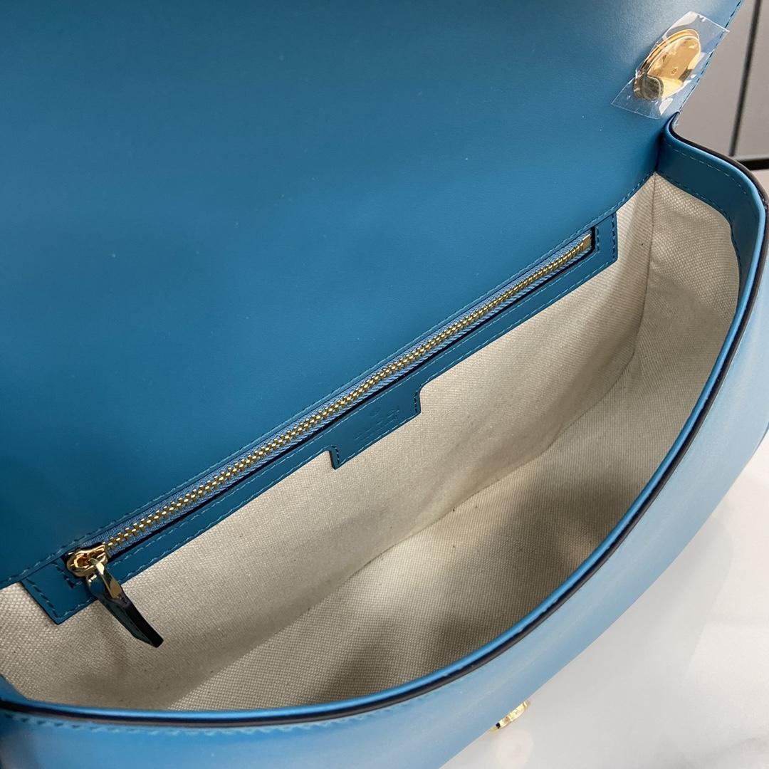 Gucci Blondie Medium Top Handle Bag - DopestKickz