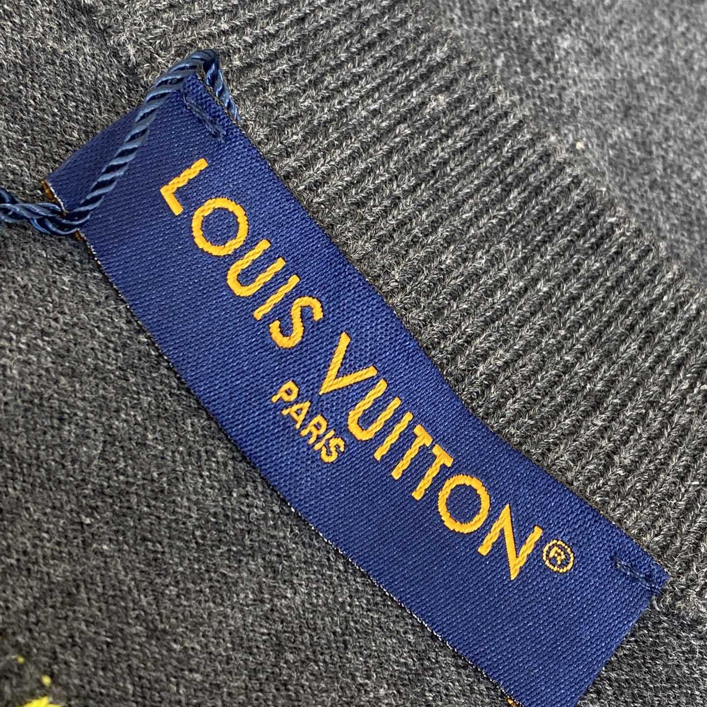 Louis Vuitton Embellished Short-Sleeved Cotton Crewneck  1AGJSA - DopestKickz