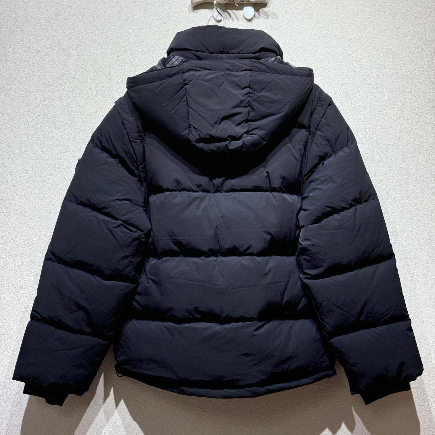 Burberry Detachable Sleeve Nylon Bideford Puffer Jacket - DopestKickz