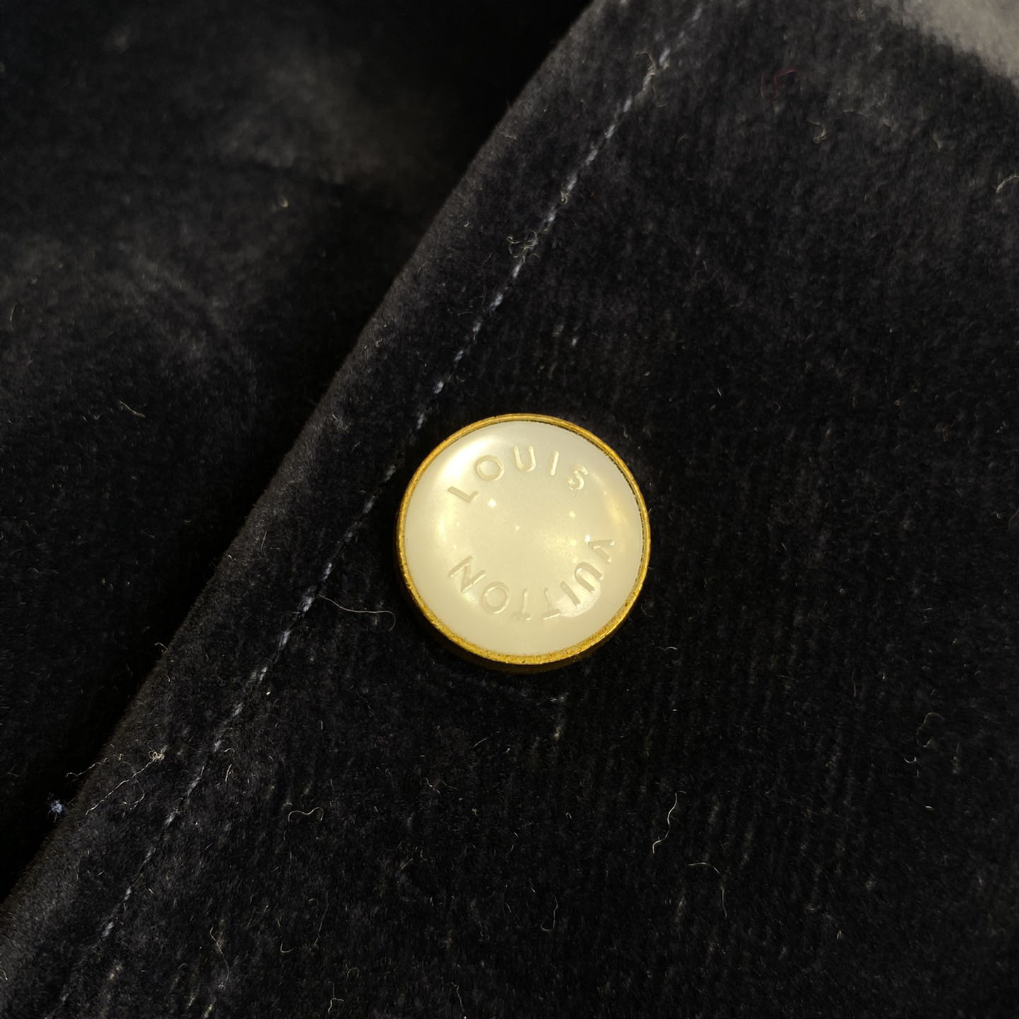 Louis Vuitton Denim Velvet Souvenir Jacket  1AGIMI - DopestKickz