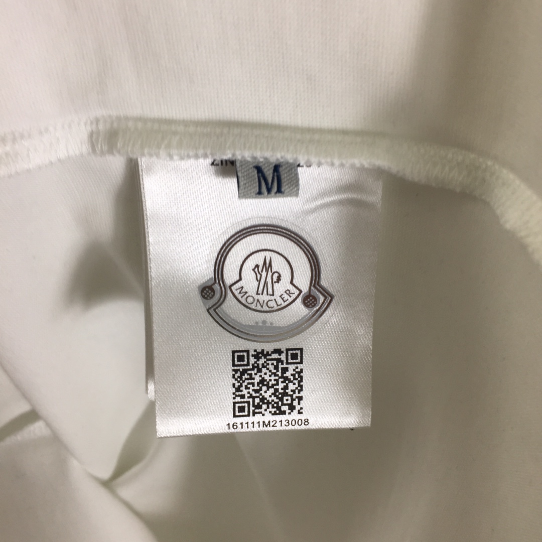Moncler Logo T-Shirt - DopestKickz
