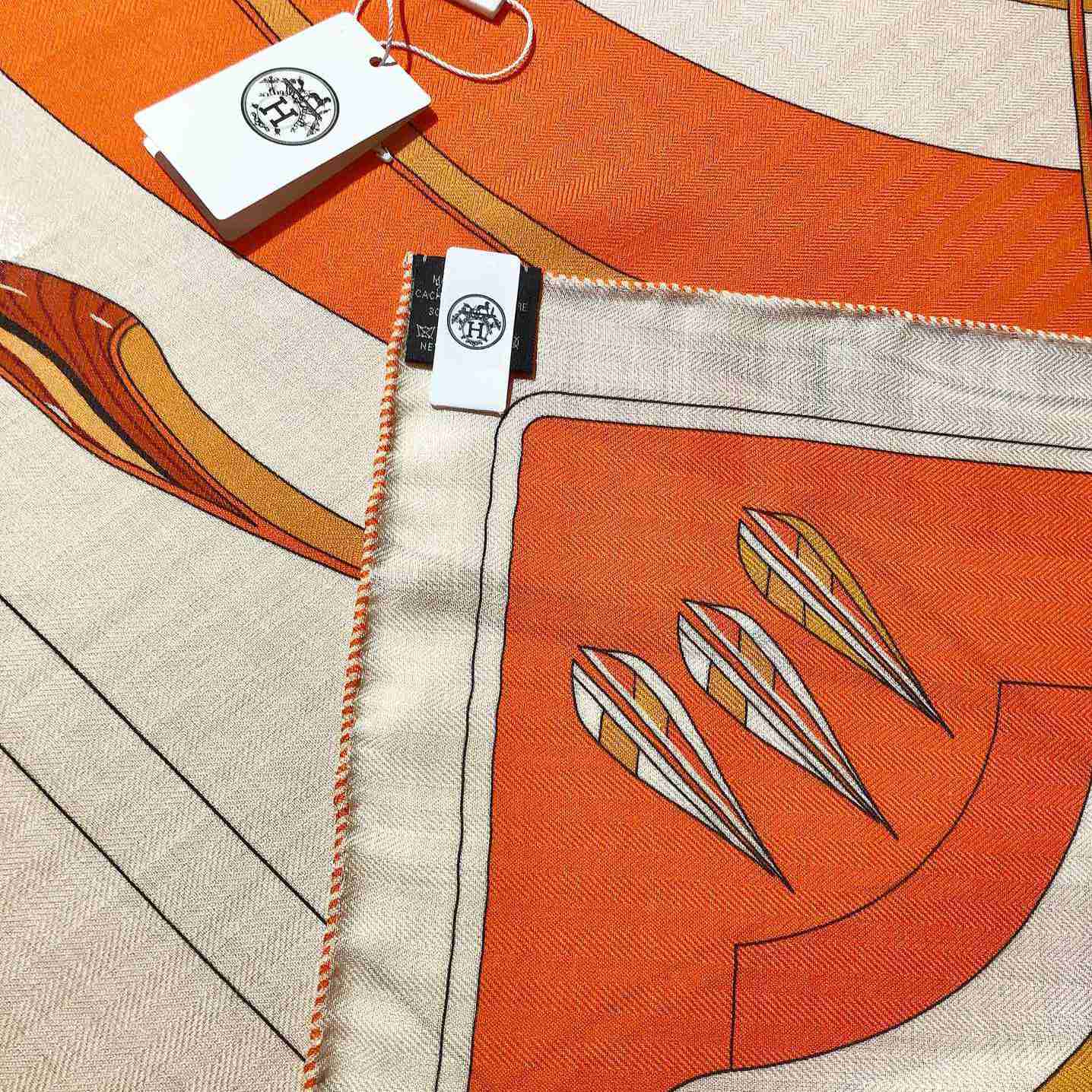 Hermes Giant Triangle - DopestKickz