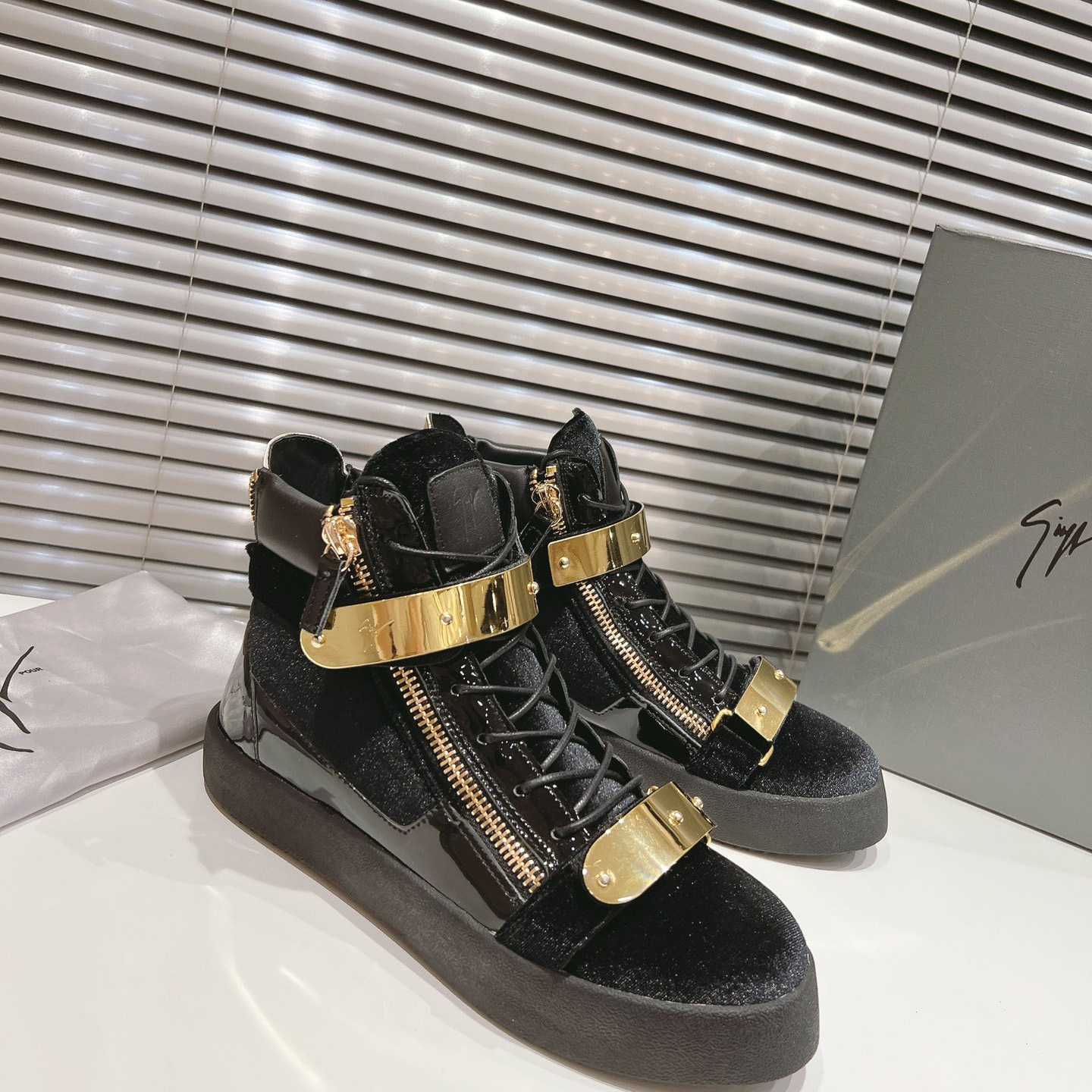 Giuseppe Zanotti Sneakers - DopestKickz