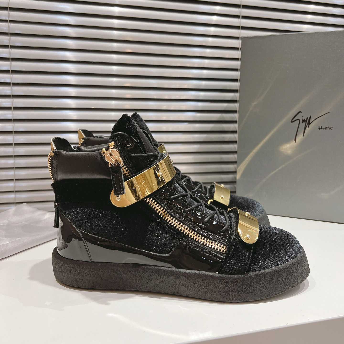 Giuseppe Zanotti Sneakers - DopestKickz