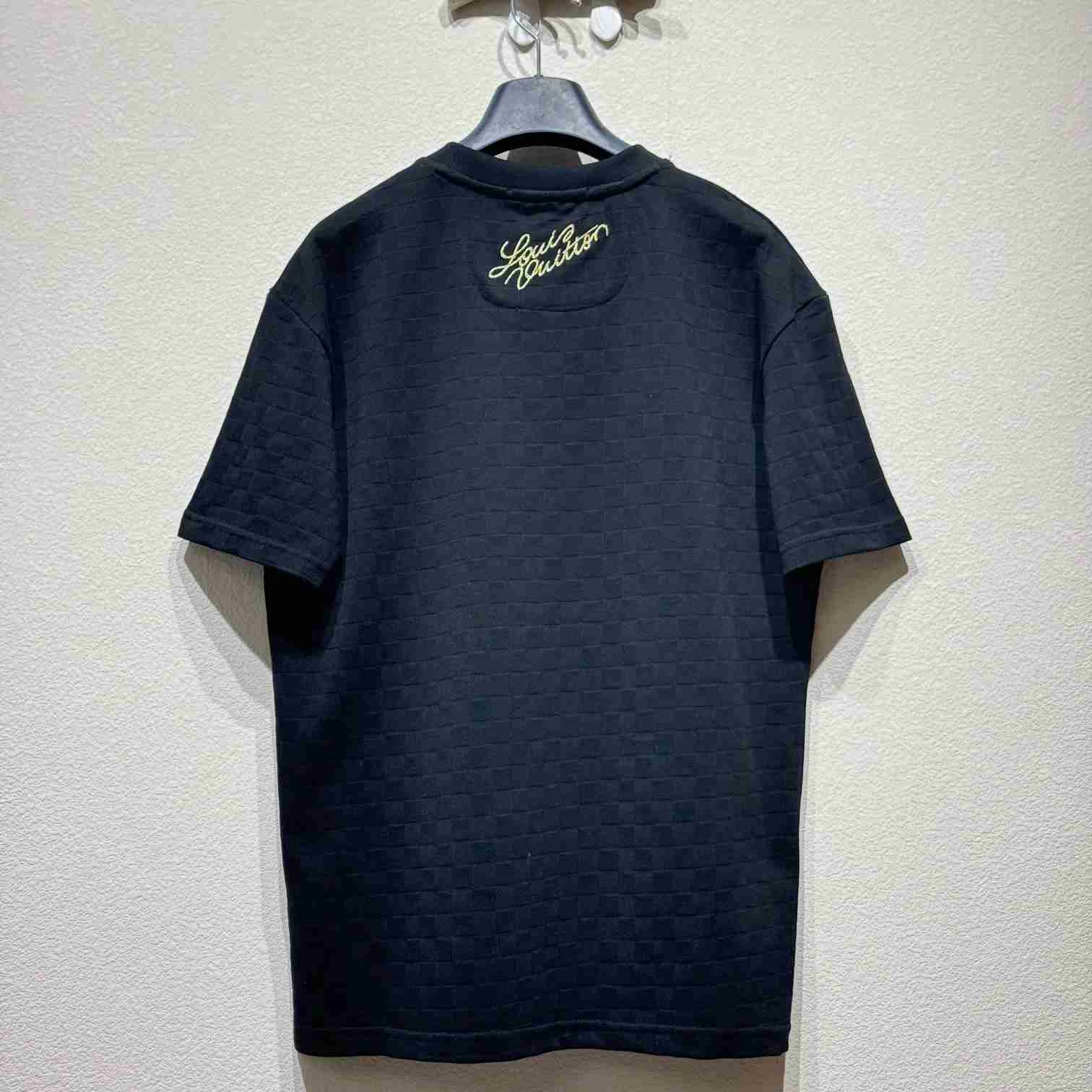 Louis Vuitton Signature Patch Cotton T-Shirt   1AGJZH - DopestKickz