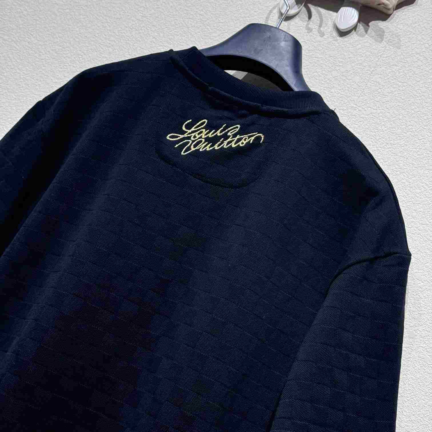 Louis Vuitton Signature Patch Cotton T-Shirt   1AGJZH - DopestKickz