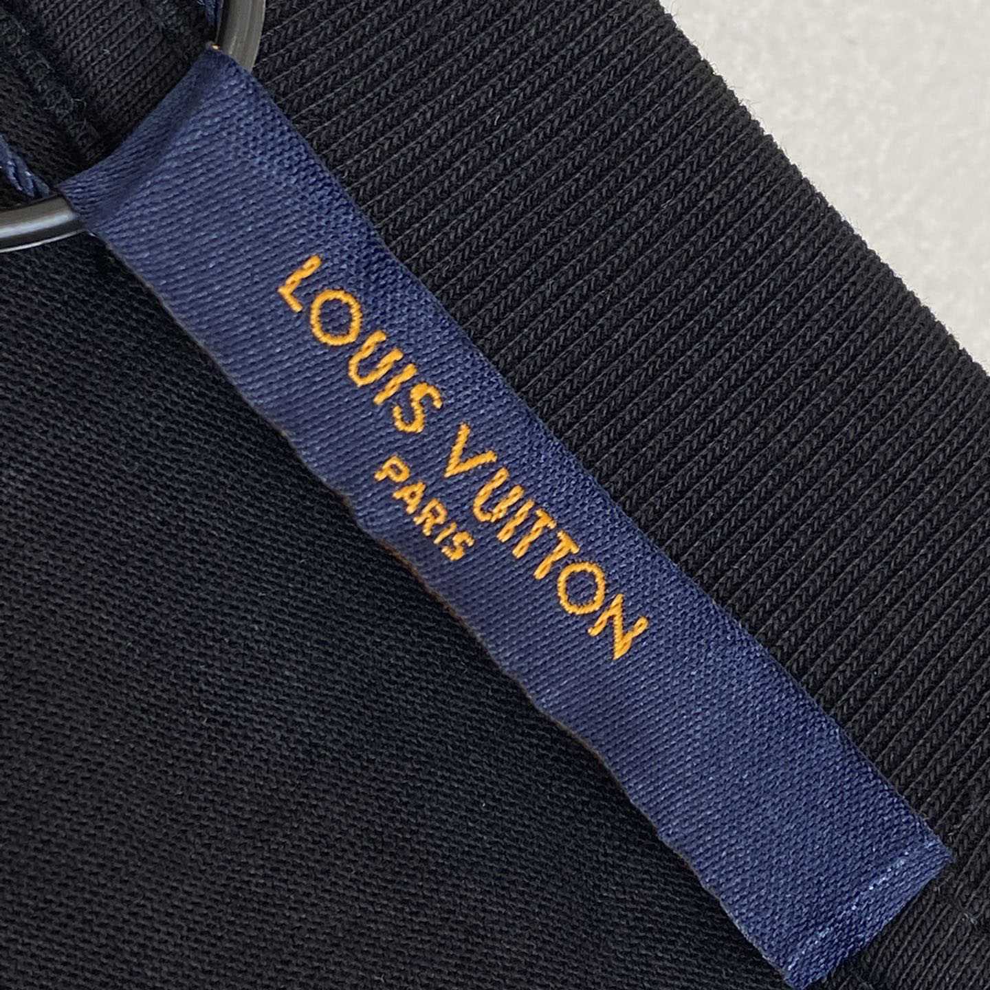 Louis Vuitton Graphic Jacquard Short-Sleeved Crewneck - DopestKickz