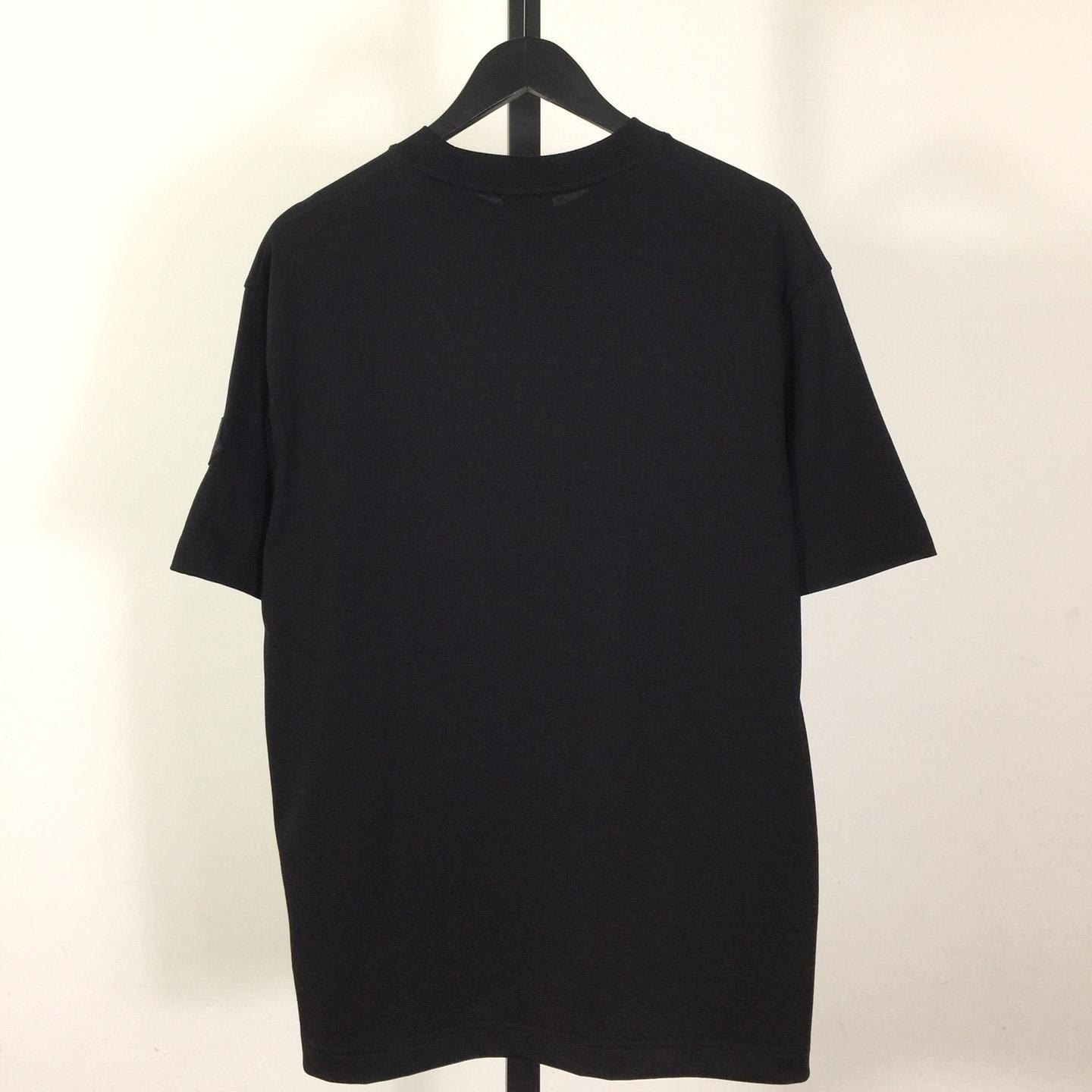 Moncler Logo T-Shirt - DopestKickz