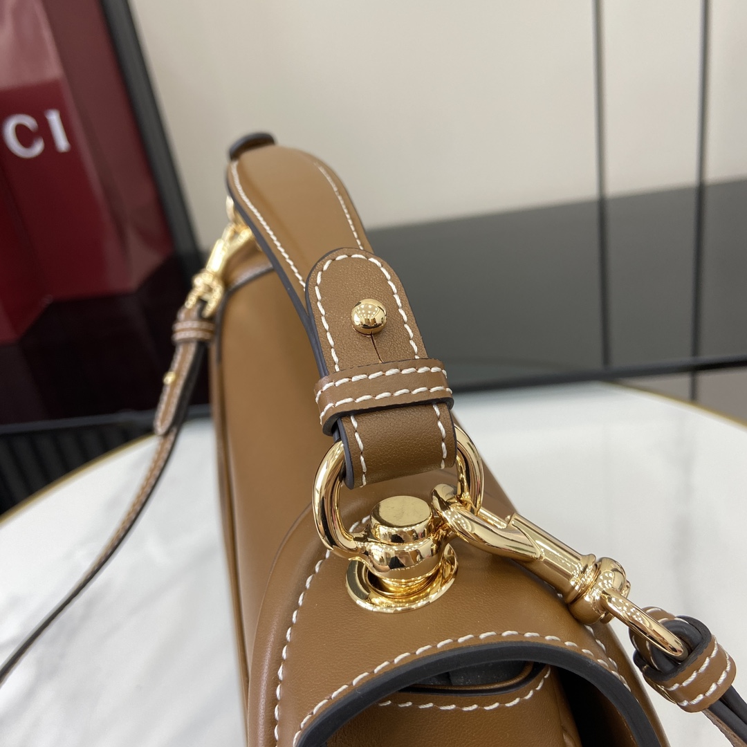 Gucci Blondie Medium Top Handle Bag - DopestKickz